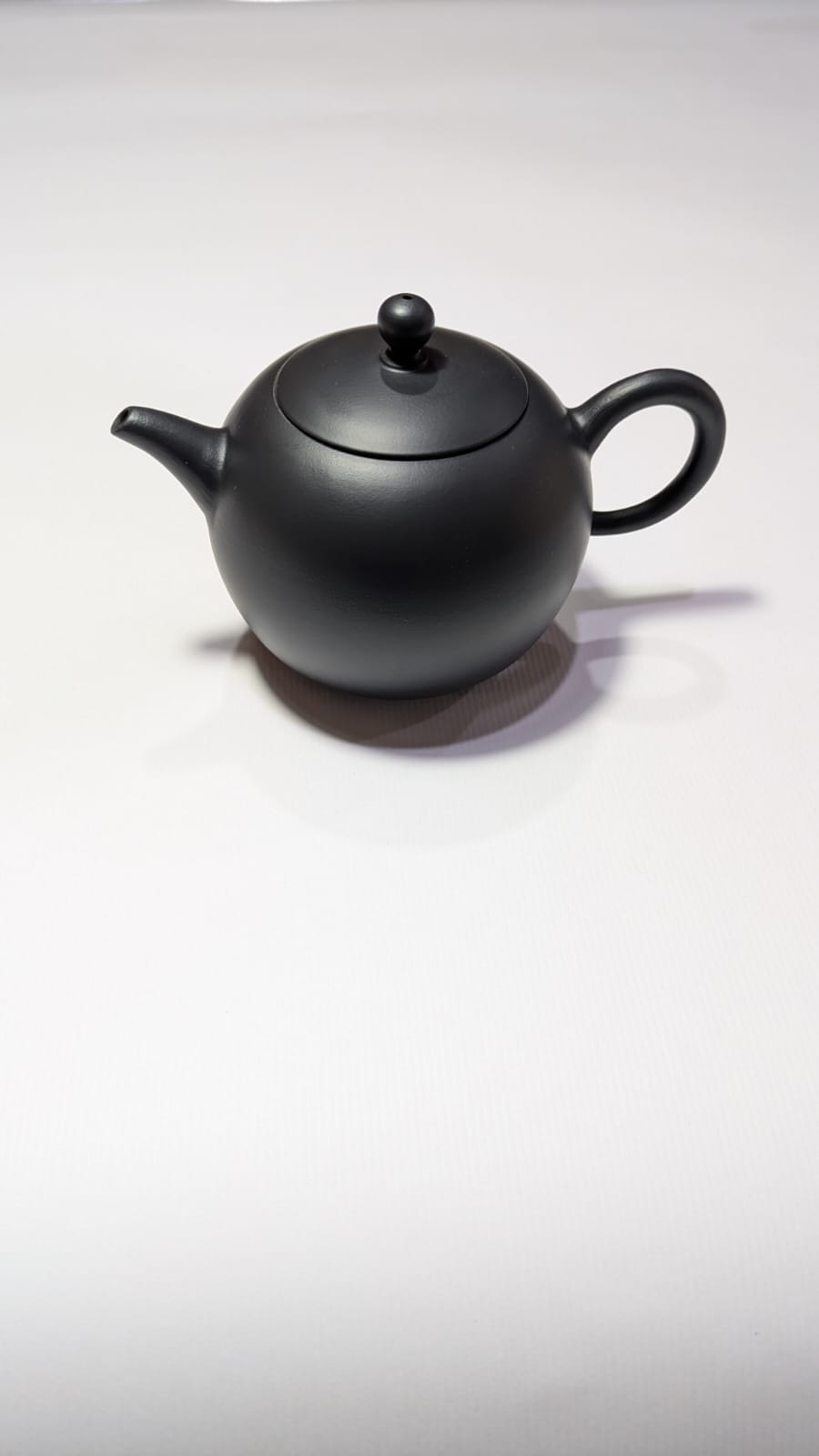 Member Only Zuhni Claypot Vessel -Zen